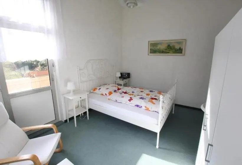 バス共有のスタンダードルーム, Pension Villa Kassandra