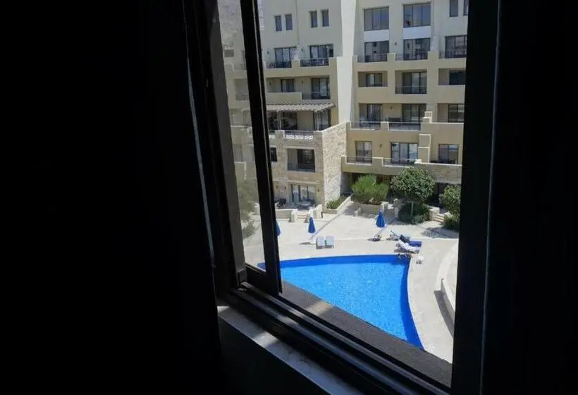 آپارتمان 1 خوابه با چشم‌انداز دریا, Samarah Resort D44