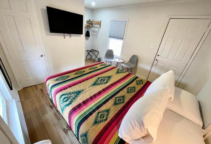 Номер Economy, Frederick Motel