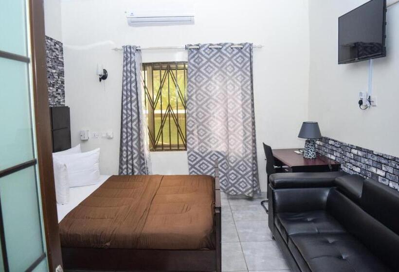 اتاق لوکس با تخت بزرگ, 3a S Guest House