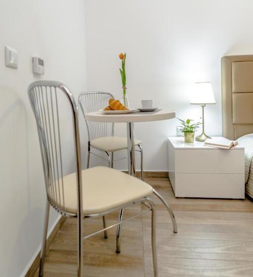 Номер Стандарт, Conceptht Regim Hotelier