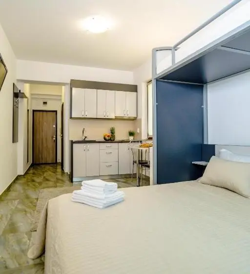 استودیوی استاندارد, Conceptht Regim Hotelier