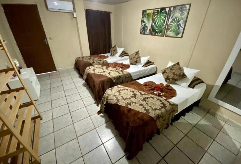 スタンダードトリプルルーム, Pousada Do Pescador Eli