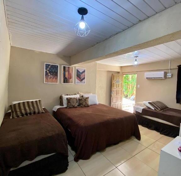 スタンダード4人部屋, Pousada Do Pescador Eli