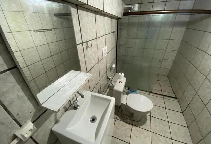 スタンダード4人部屋, Pousada Do Pescador Eli