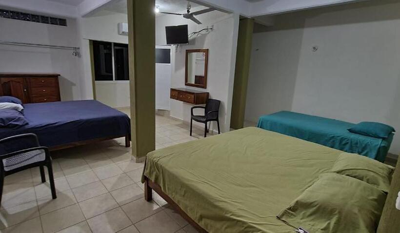 اتاق سوپریور خانوادگی, Posada Playa Linda