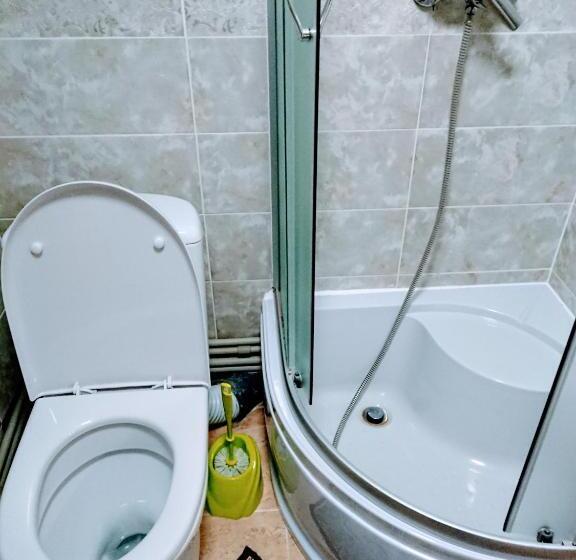 اتاق استاندارد, Hollywood