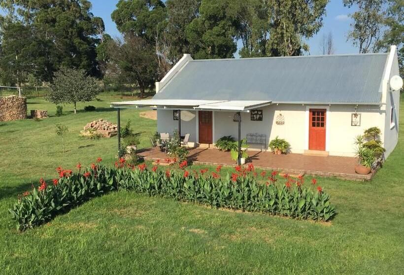 חדר משפחתי, Sanctuary Life Guest Farm