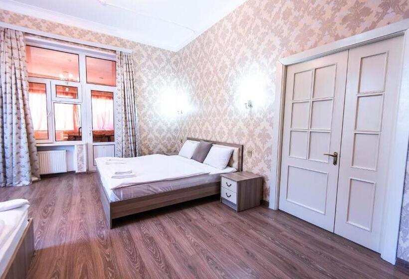 اتاق خانوادگی, Damla Hotel Baku