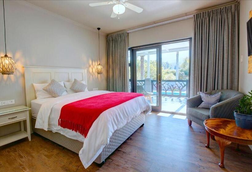 غرفة قياسية مزوَّدة بشُرفة, Amour Guest House