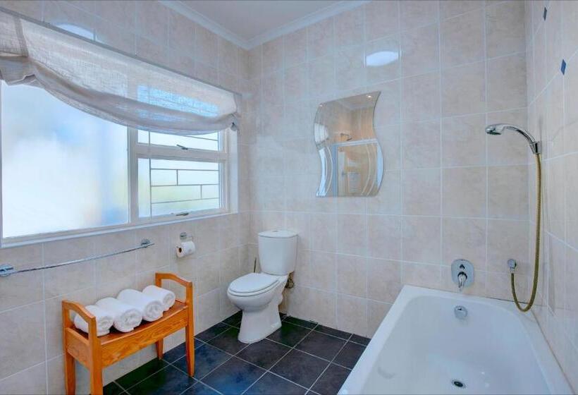 غرفة قياسية مطلة على الجبل, Amour Guest House