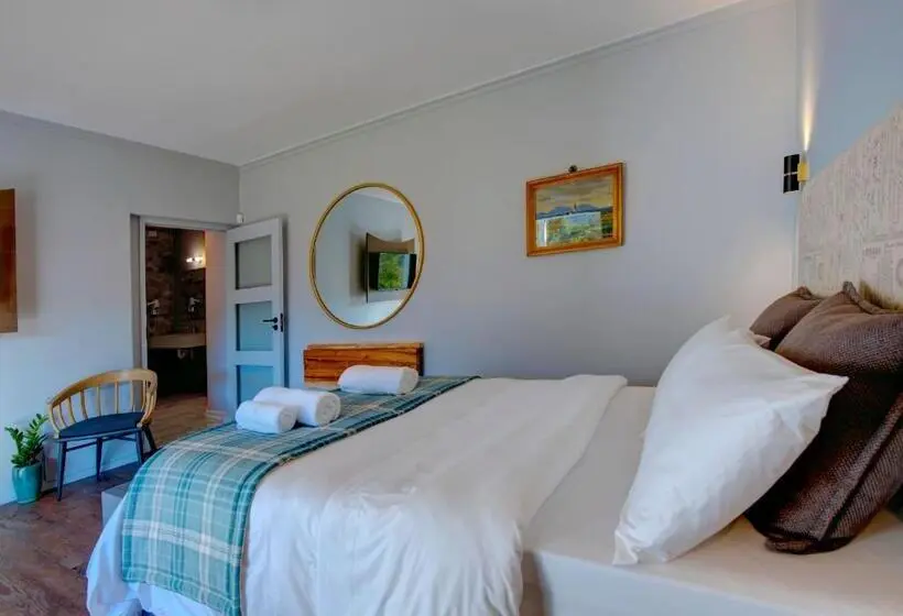 バルコニー付きデラックスルーム, Amour Guest House