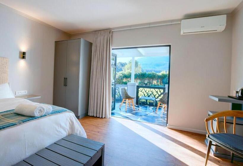 اتاق لوکس با بالکن, Amour Guest House