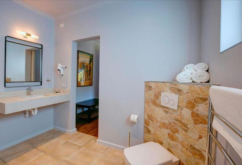 غرفة ديلوكس, Amour Guest House