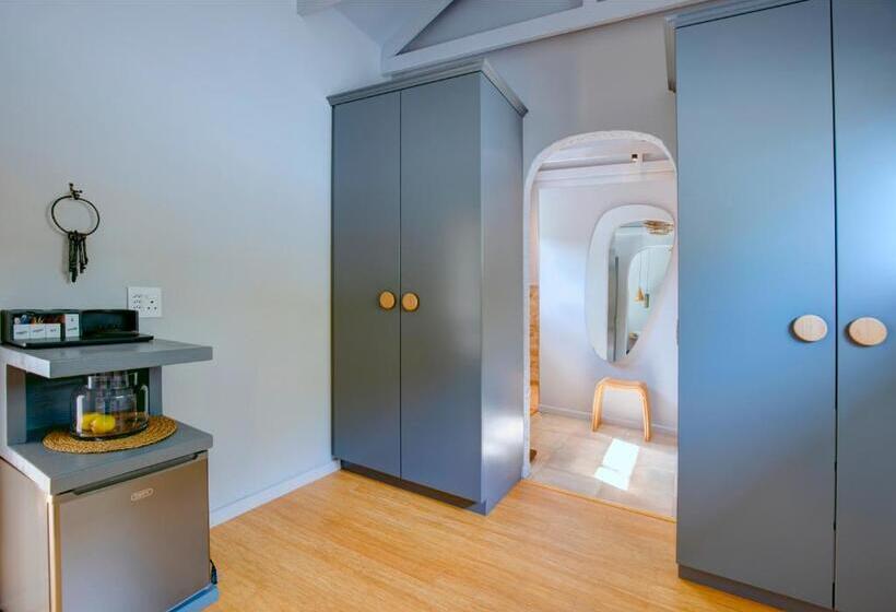 غرفة قياسية مطلة على الجبل, Amour Guest House