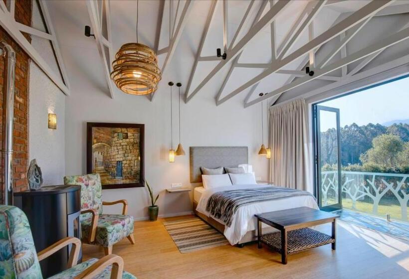 غرفة قياسية مطلة على الجبل, Amour Guest House