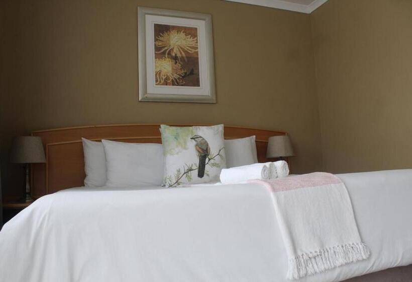 Deluxe Suite King Bed, The Anne Guest House