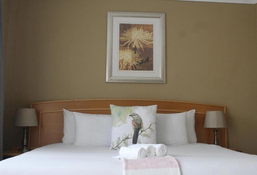 Deluxe Suite King Bed, The Anne Guest House