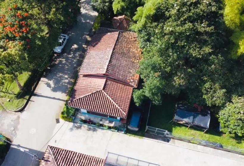 اتاق لوکس, Casa Huespedes El Ensueño