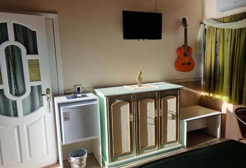 جناح, Suite Queen D'arte