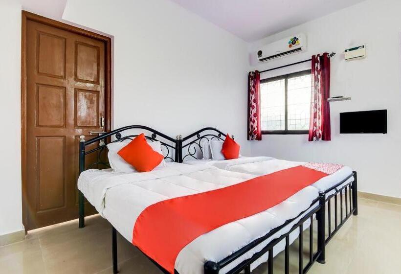 Pokój Trzyosobowy Klasyczny, O Omkar Guest House Near Immaculate Conception Church