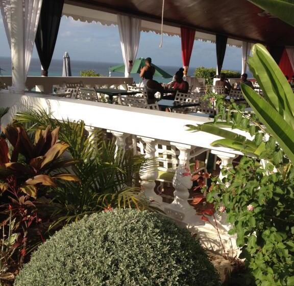 آپارتمان 1 خوابه با چشمانداز دریا, Montego Bay Club Delux Seaside Condo
