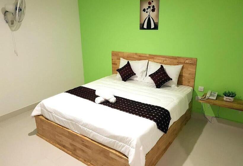 豪华房间, Lucky Hostel