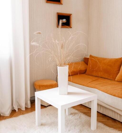 اتاق سوپریور سه تخته, Sadyba Anastasia