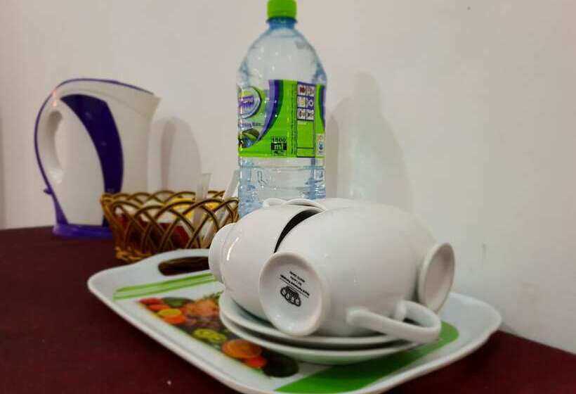 Camera Quadrupla Deluxe, Ella River House