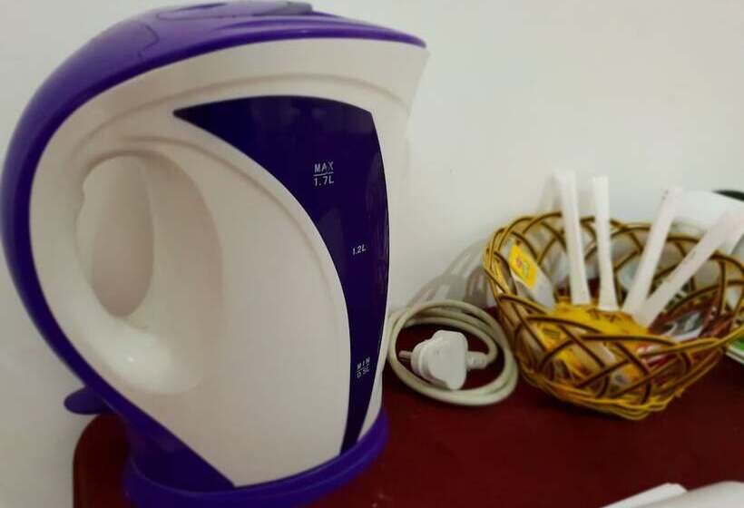 Camera Quadrupla Deluxe, Ella River House