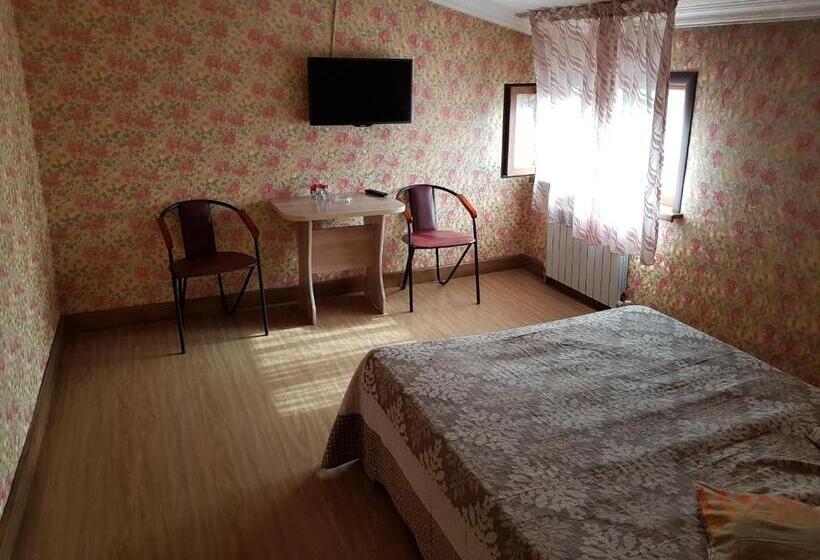 اتاق لوکس, Mini Hotel Leila