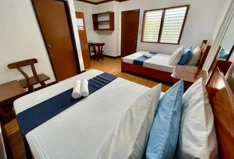Chambre Quadruple Standard, Chislyk Inn