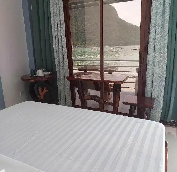 Chambre Deluxe Vue Mer avec Balcon, Chislyk Inn