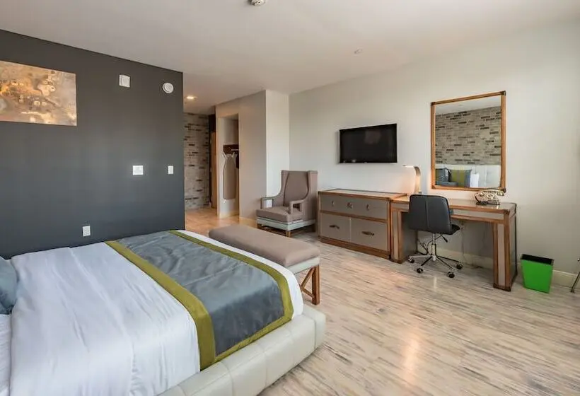 اتاق لوکس با بالکن, Lexen Hotel   North Hollywood Near Universal Studios