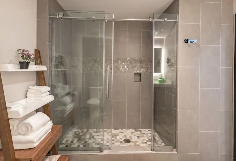 اتاق استاندارد با تخت بزرگ, Lexen Hotel   North Hollywood Near Universal Studios