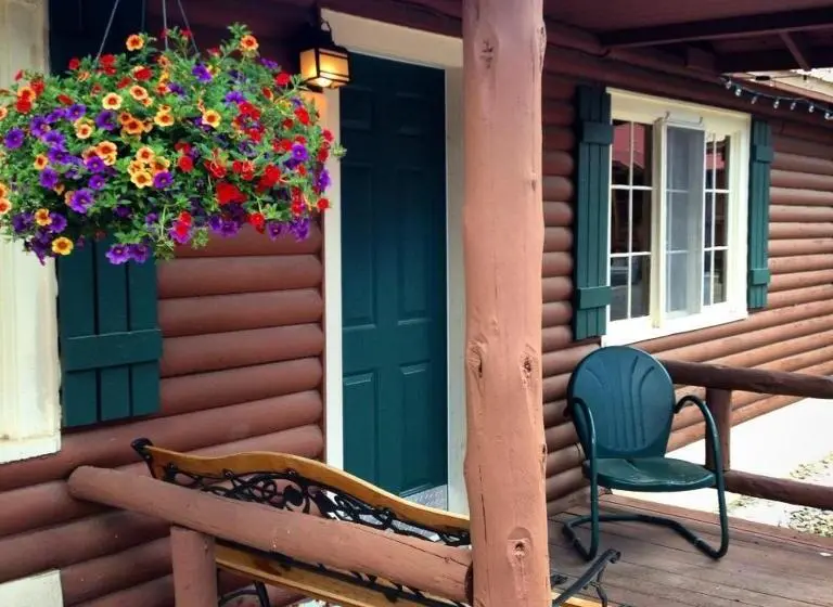 景色の見える一ベッドルームアパートメント, Three Bears Lodge