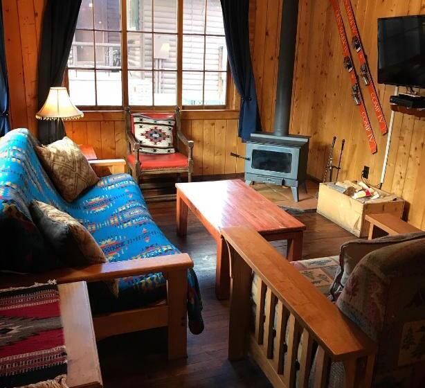 شقة غرفة واحدة ذات إطلالة, Three Bears Lodge