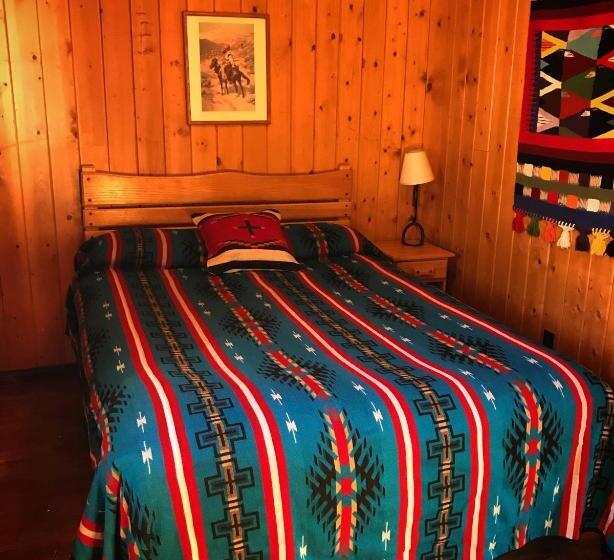 شقة غرفة واحدة ذات إطلالة, Three Bears Lodge