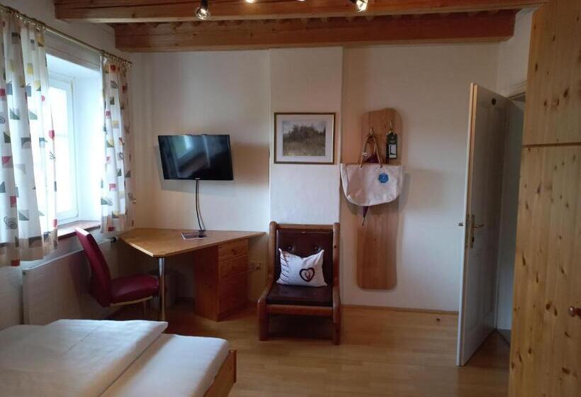 חדר סטנדרט יחיד, Attersee Gartenvilla