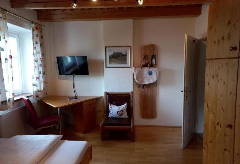 חדר סטנדרט יחיד, Attersee Gartenvilla