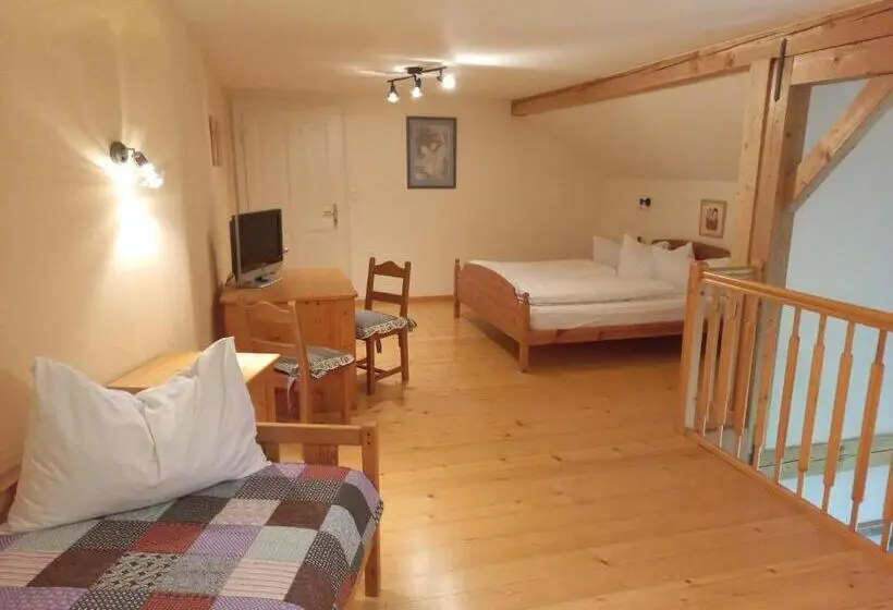 Deluxe-huone Parveke, Attersee Gartenvilla
