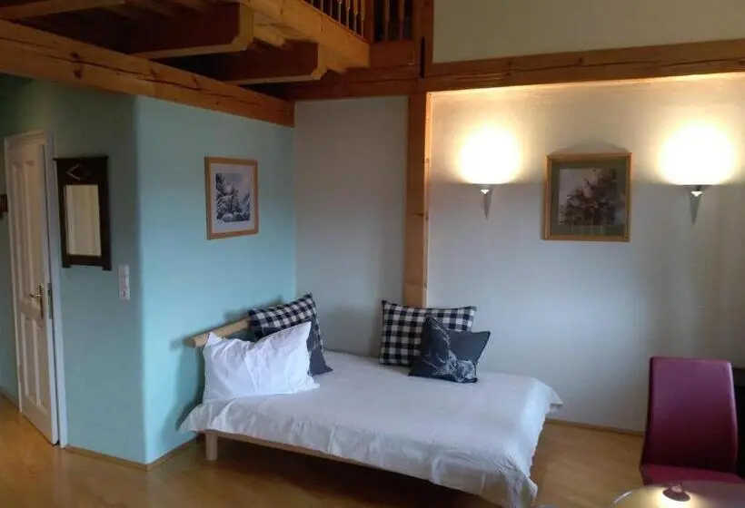 Deluxe-huone Parveke, Attersee Gartenvilla