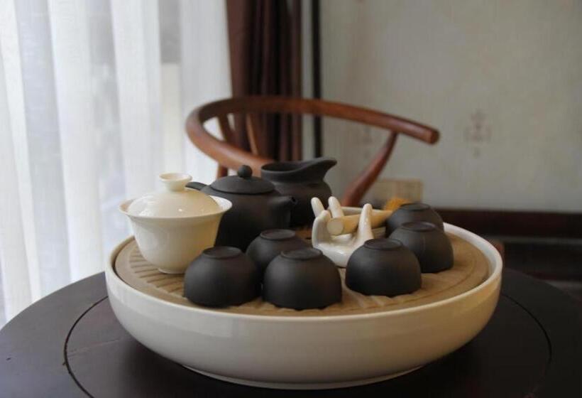 Апартаменты Deluxe 1 Спальня, Doudou Meilan Fengqing Inn