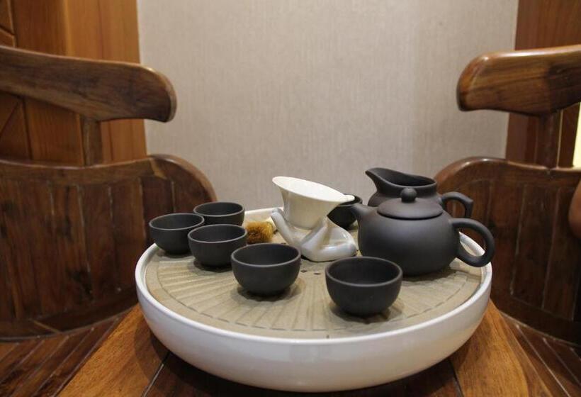 Апартаменты 1 Спальня с Видом, Doudou Meilan Fengqing Inn