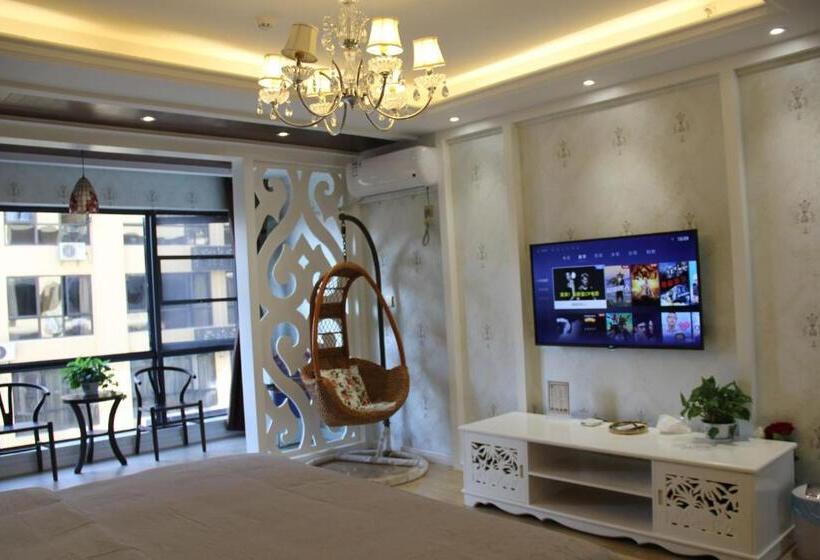 Апартаменты Deluxe 1 Спальня, Doudou Meilan Fengqing Inn