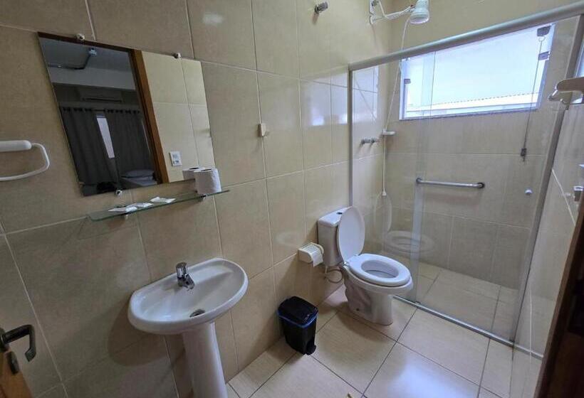 اتاق راحتی سه تخته, Pousada Santa Gianna