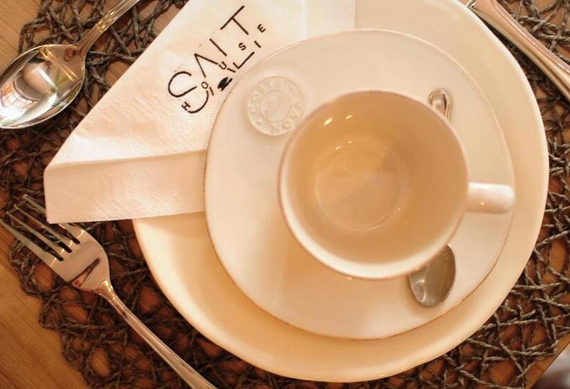 جناح عائلي, The Salt House In Hout Bay