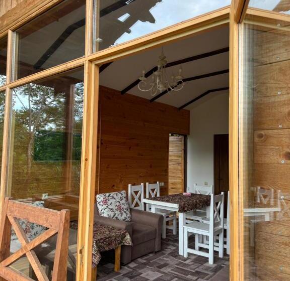 シャレー・スペリアー1寝室, Verin Tun