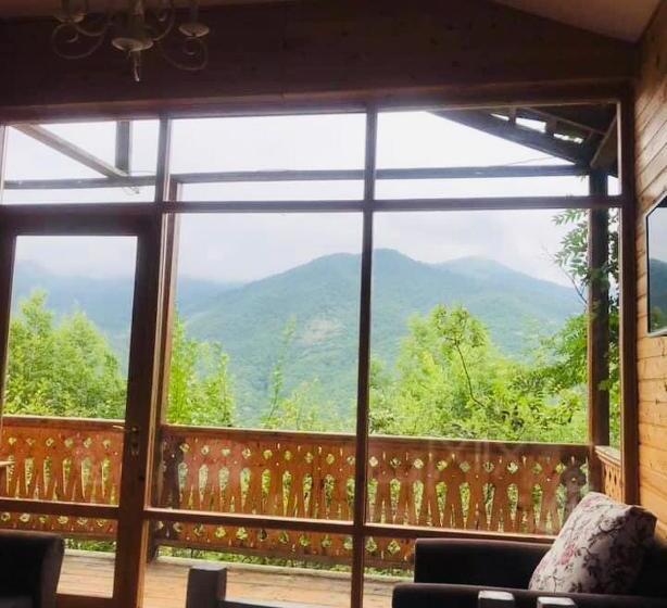 シャレー・スペリアー1寝室, Verin Tun