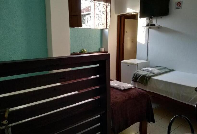 Quarto Triplo Estandar, Pousada Iguape